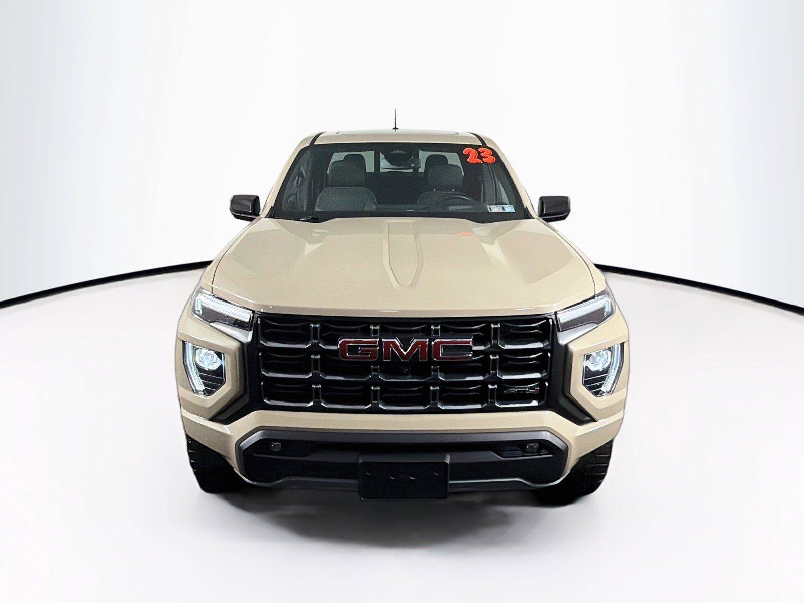 Used 2023 GMC Canyon AT4 w/ AT4 Premium Package AWD/4WD image 13