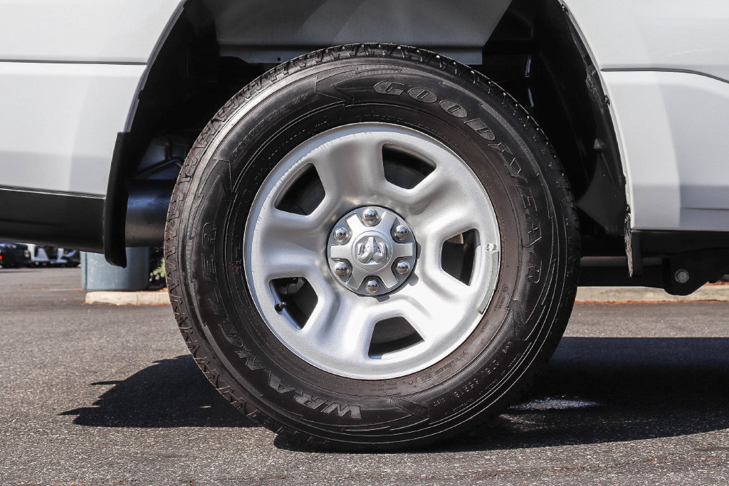 Used 2025 RAM 1500 Tradesman AWD/4WD image 8