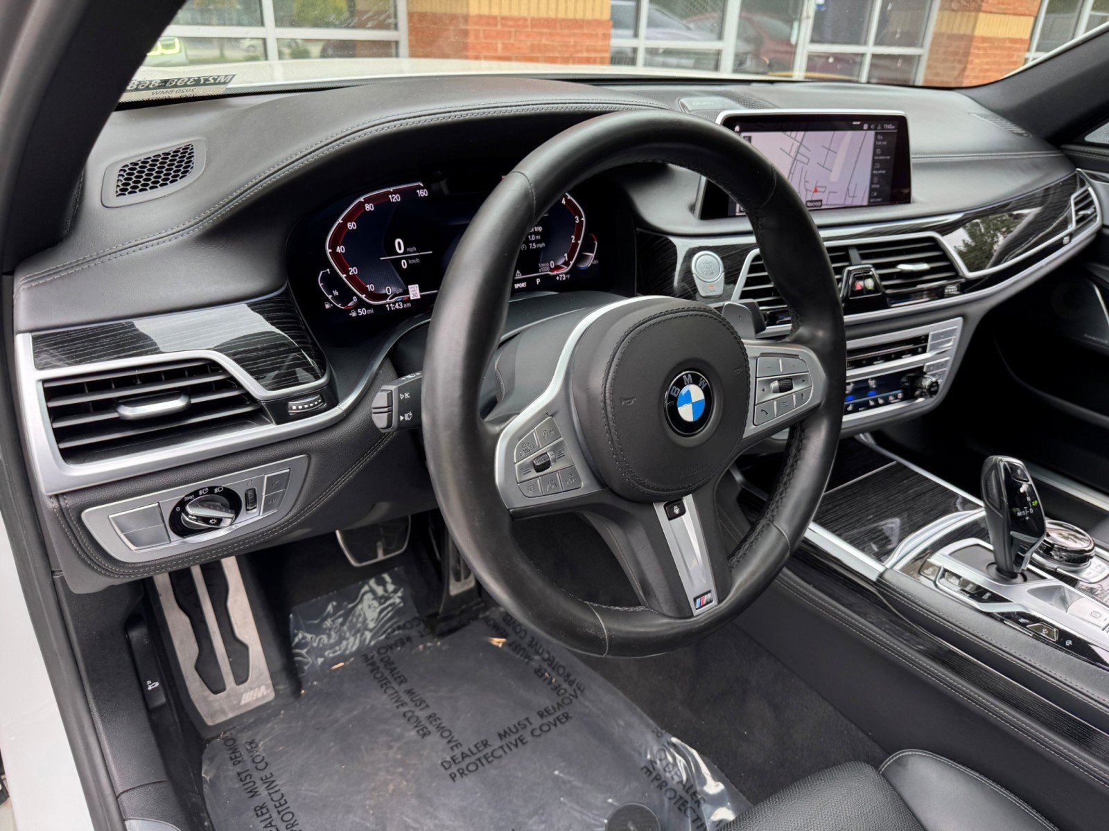 Used 2020 BMW 750i xDrive w/ Executive Package AWD/4WD image 15