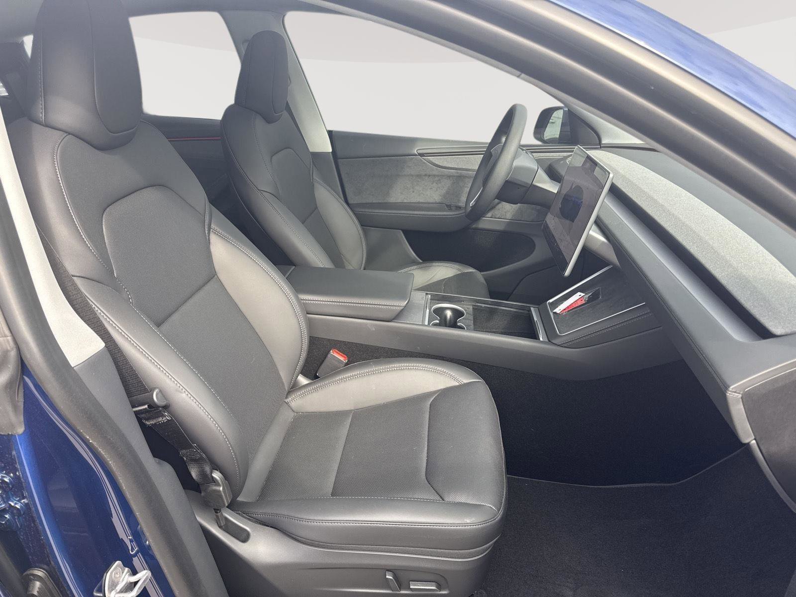 Used 2026 Tesla Model Y Long Range image 14