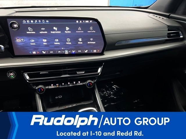 Used 2025 Chevrolet Traverse LT image 23