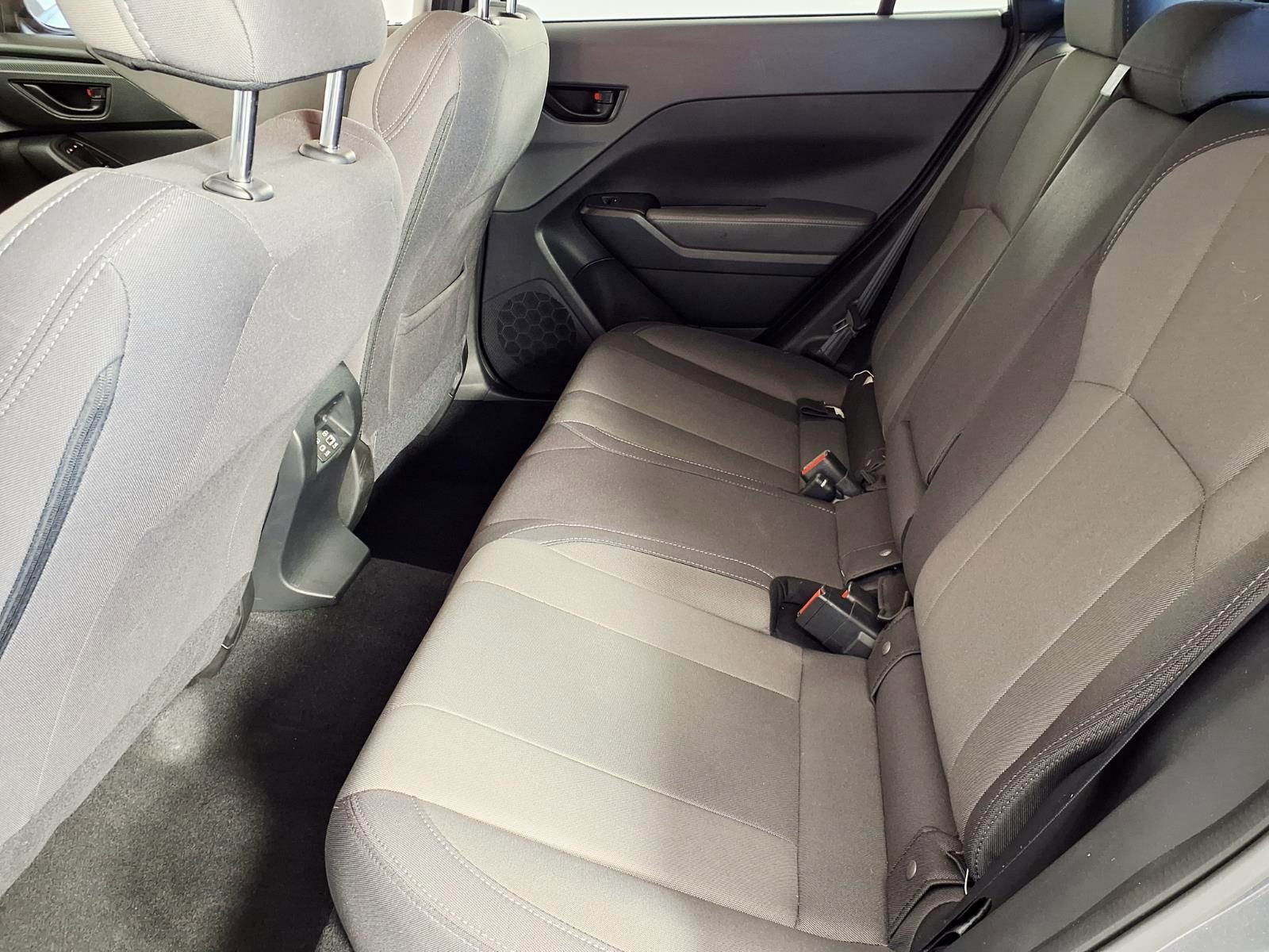 Used 2025 Subaru Crosstrek 2.0i Premium image 9