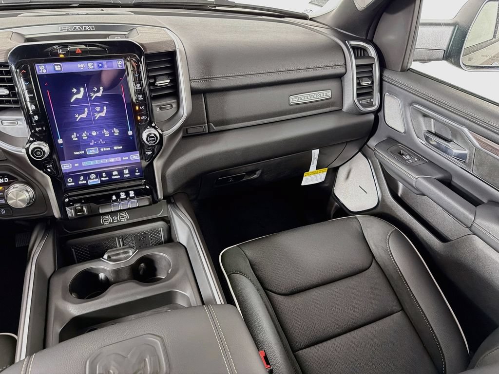 New 2027 RAM 1500 Laramie AWD/4WD image 25