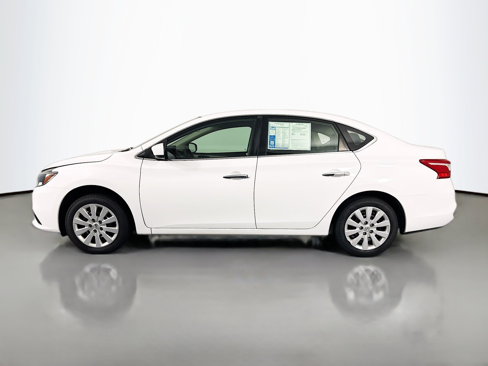 Used 2018 Nissan Sentra S FWD image 8
