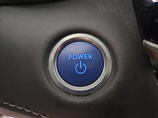 Used 2021 Toyota Highlander XLE AWD/4WD image 23