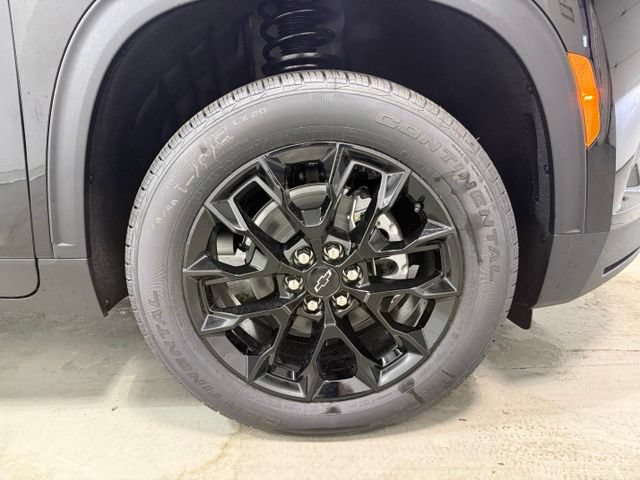 New 2026 Chevrolet Traverse LT w/ Midnight/Sport Edition FWD image 32