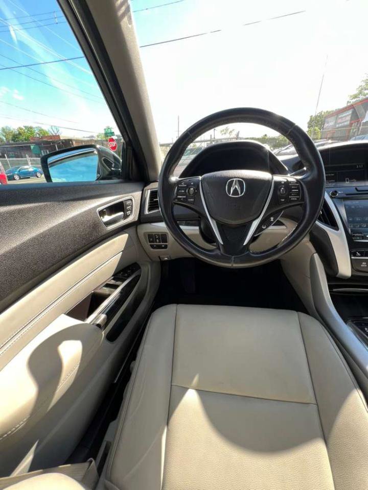 Used 2018 Acura TLX V6 SH-AWD image 19