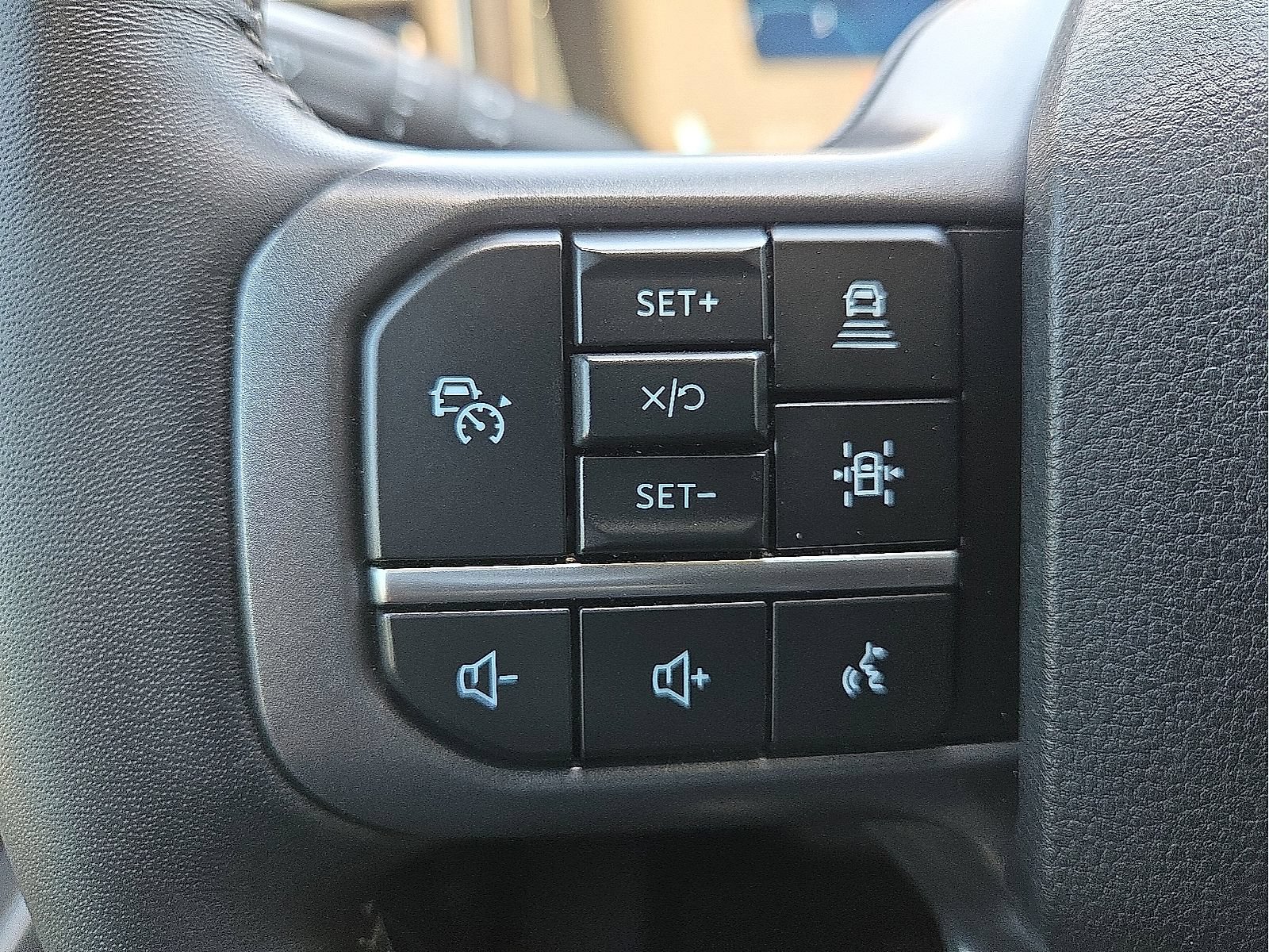 Used 2024 Ford F250 Lariat w/ Lariat Ultimate Package AWD/4WD image 19