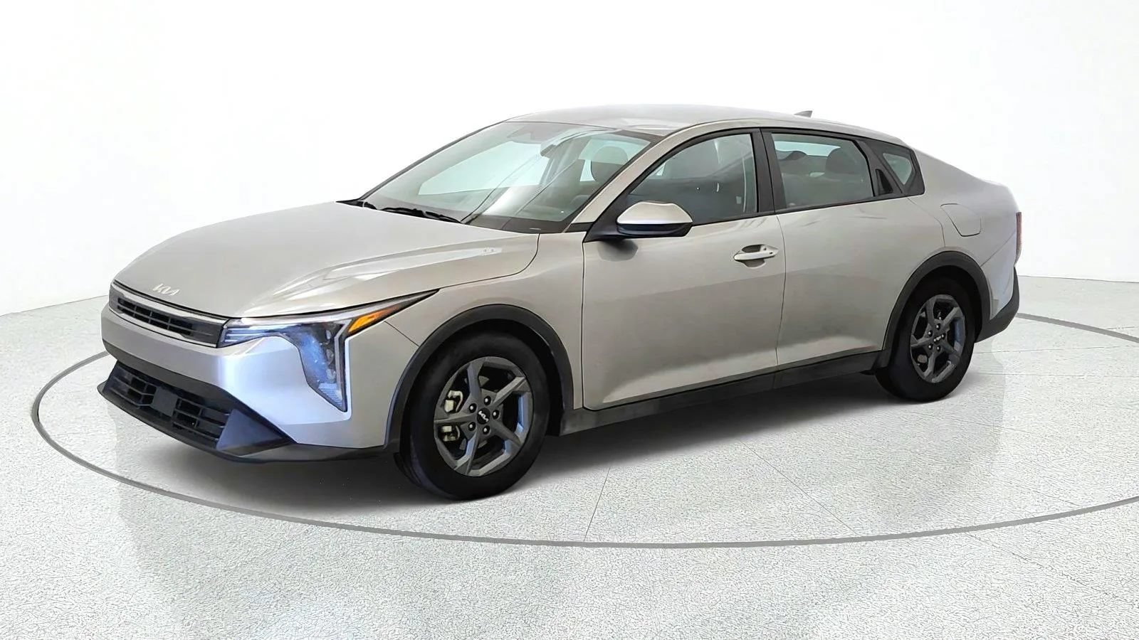 Used 2025 Kia K4 FWD image 4