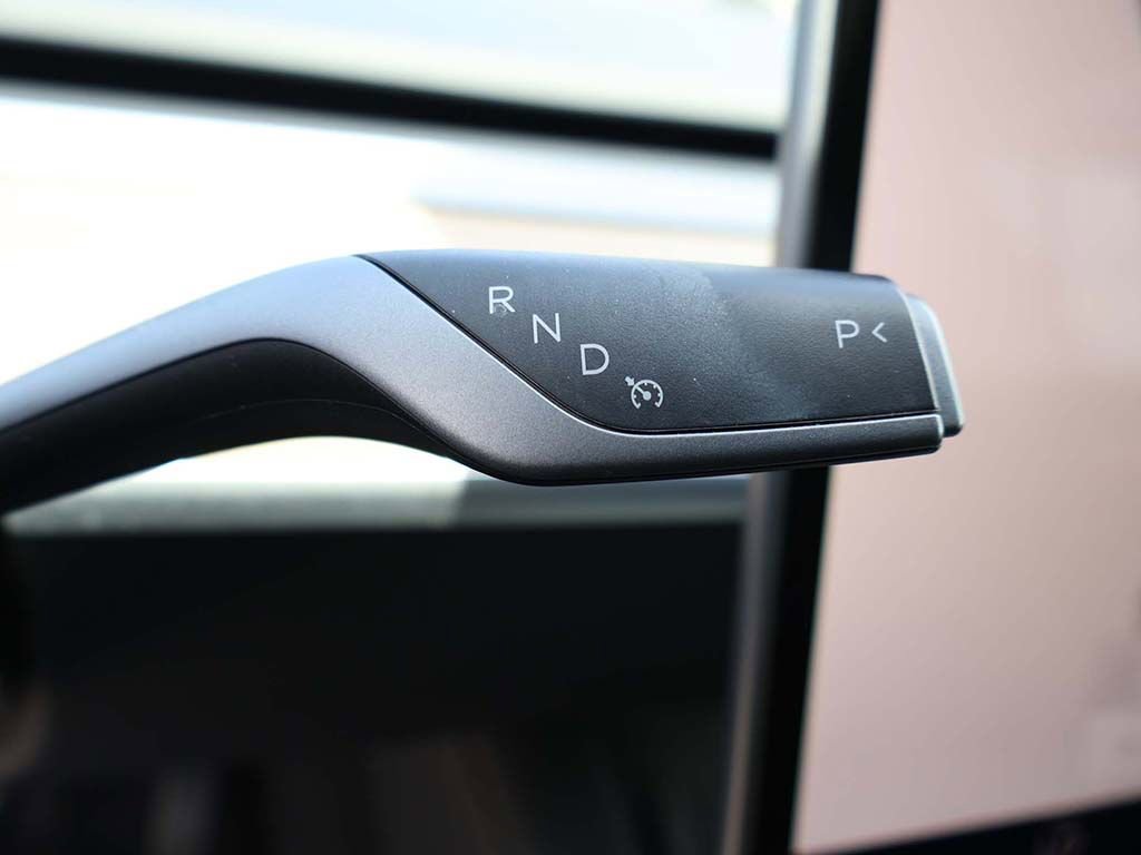 Used 2023 Tesla Model Y Long Range AWD/4WD image 46