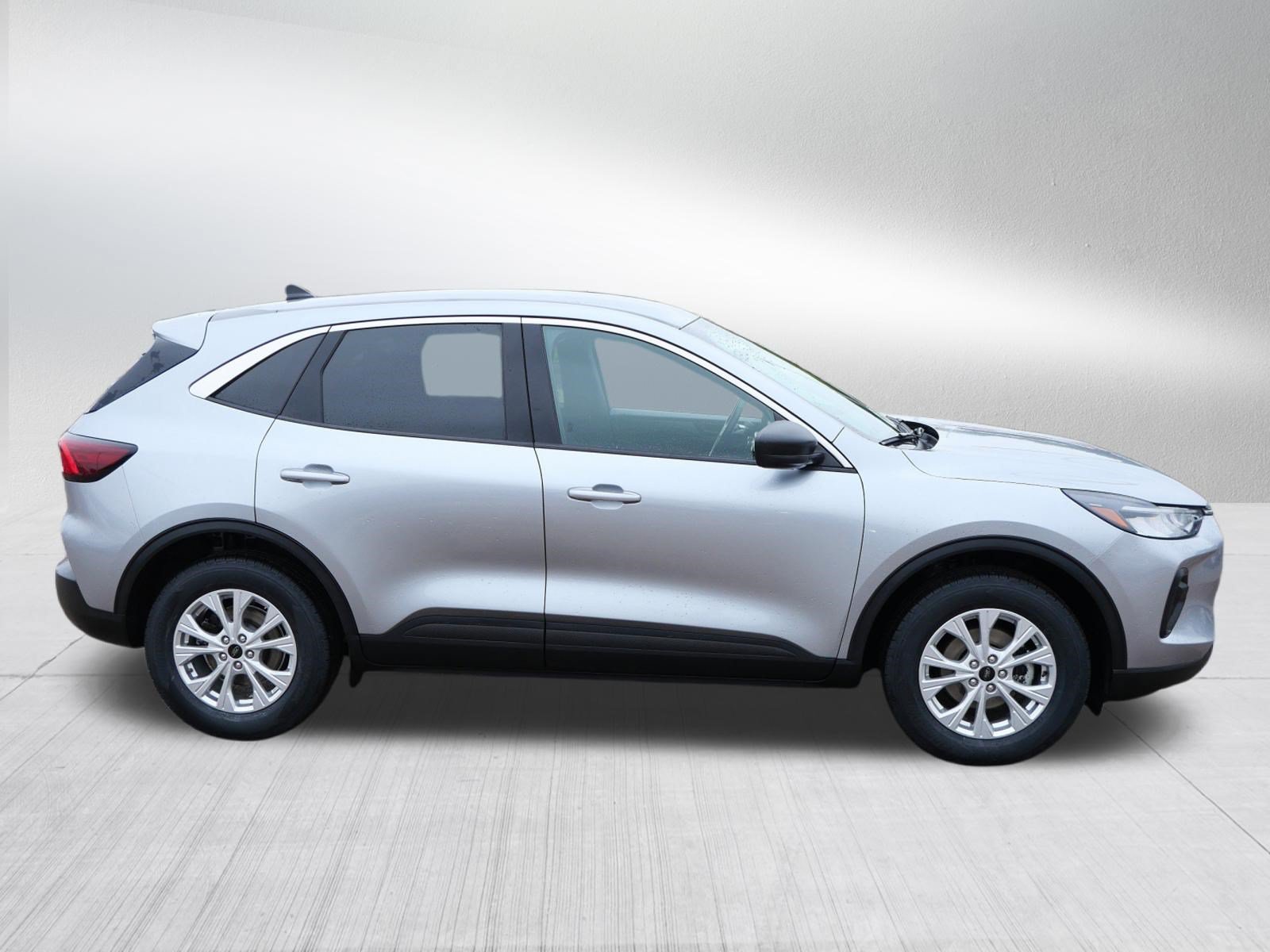 Certified 2024 Ford Escape Active AWD/4WD image 8