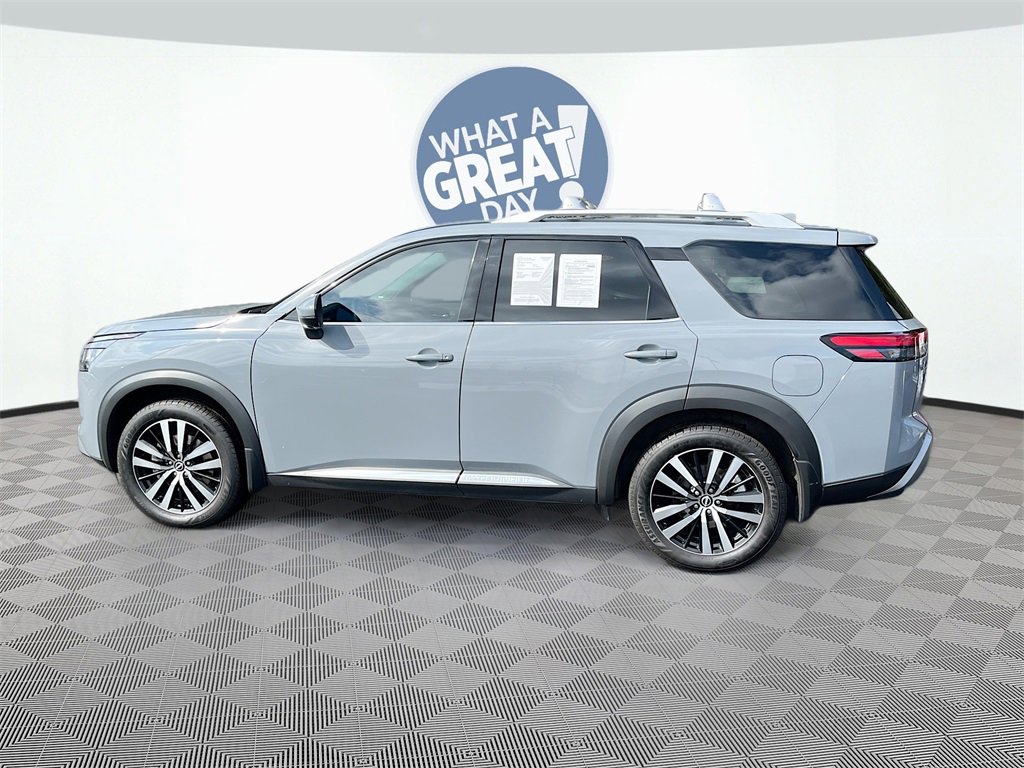 Certified 2023 Nissan Pathfinder Platinum w/ Cargo Package image 9