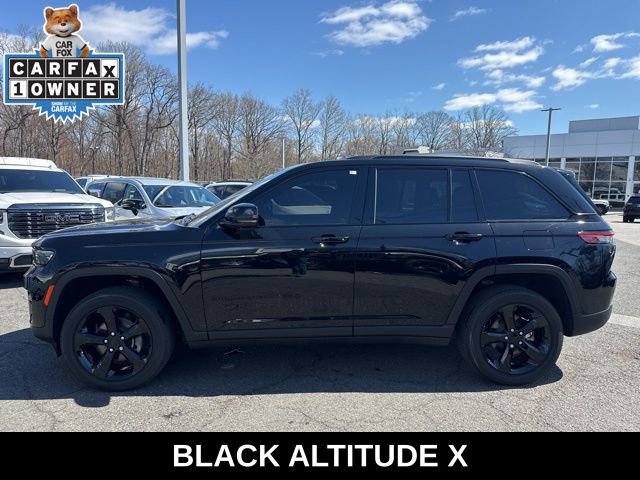 Used 2024 Jeep Grand Cherokee Altitude image 19