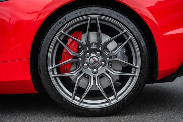 Used 2025 Chevrolet Corvette Z06 image 19