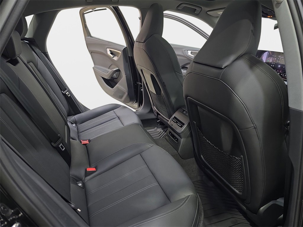 New 2025 Audi A5 2.0T Prestige image 11