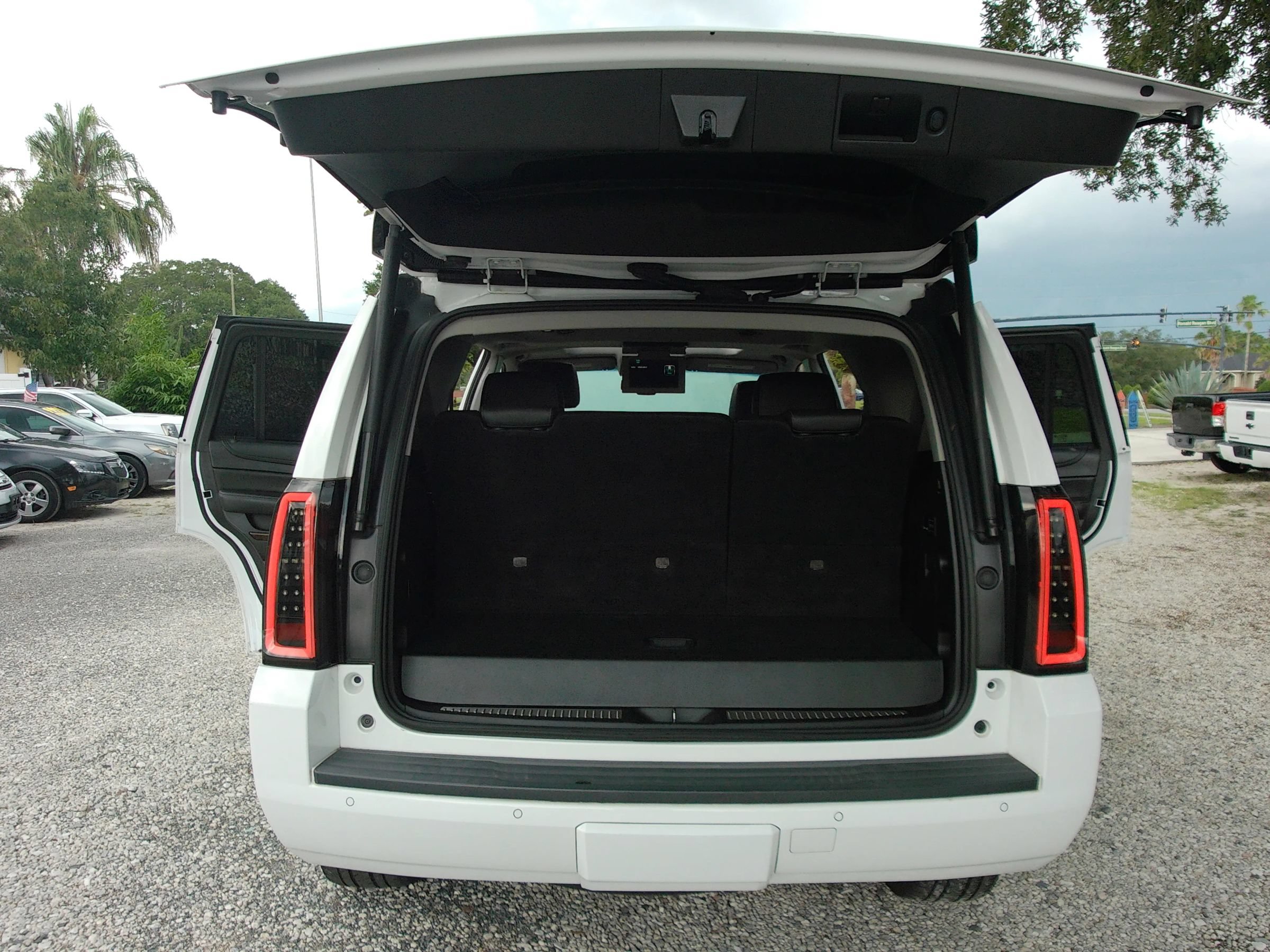 Used 2017 Chevrolet Tahoe LT RWD image 35