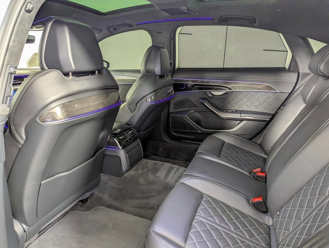 Used 2024 Audi S8 image 22