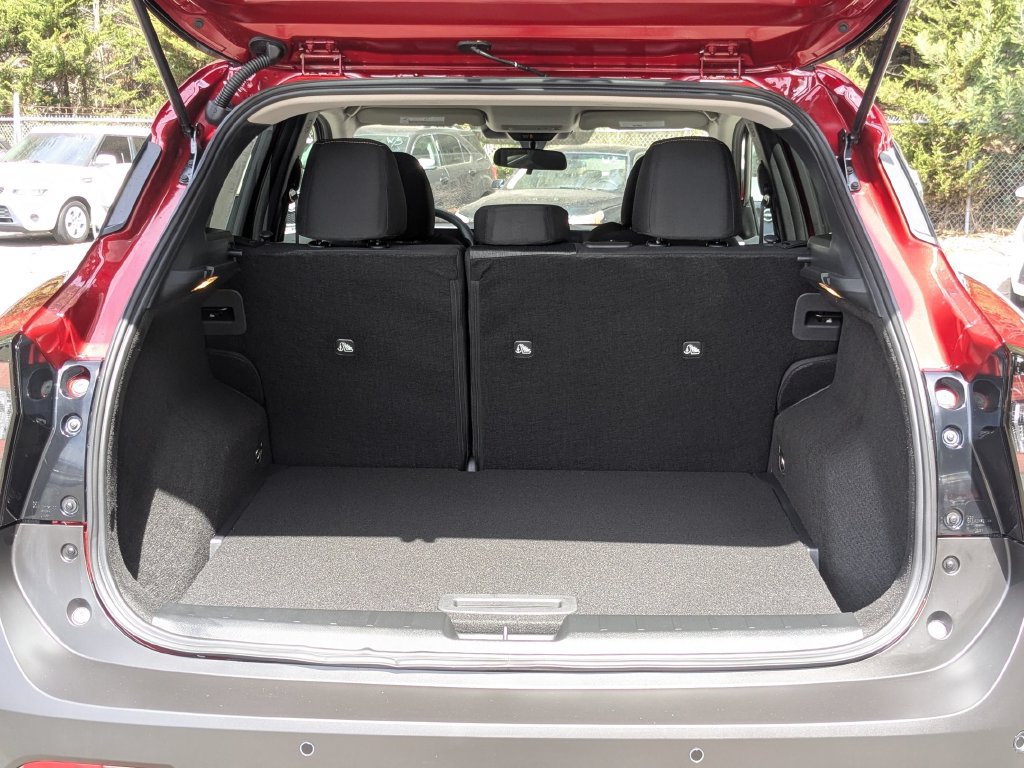 New 2026 Nissan Kicks SV w/ Cold Weather Package FWD image 25