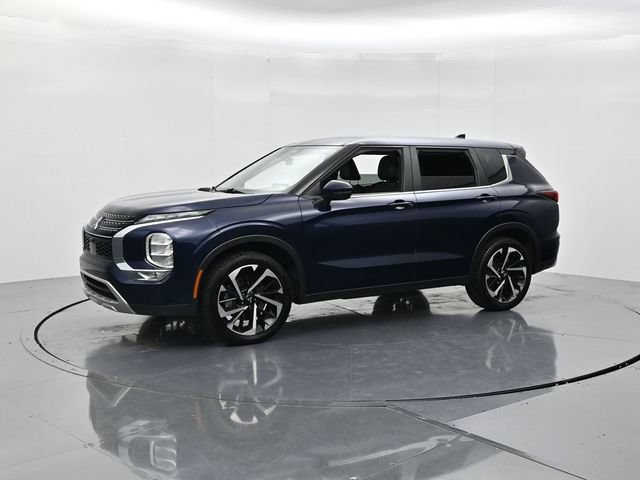 Used 2024 Mitsubishi Outlander SE FWD image 6