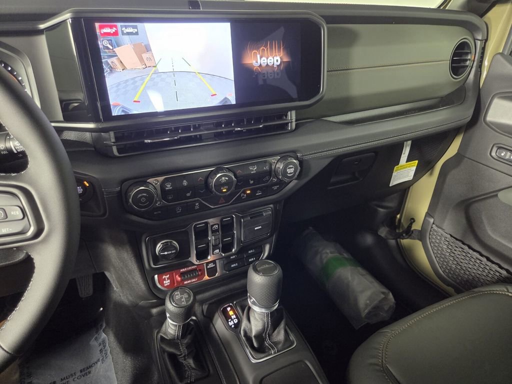 New 2026 Jeep Gladiator Mojave AWD/4WD image 10