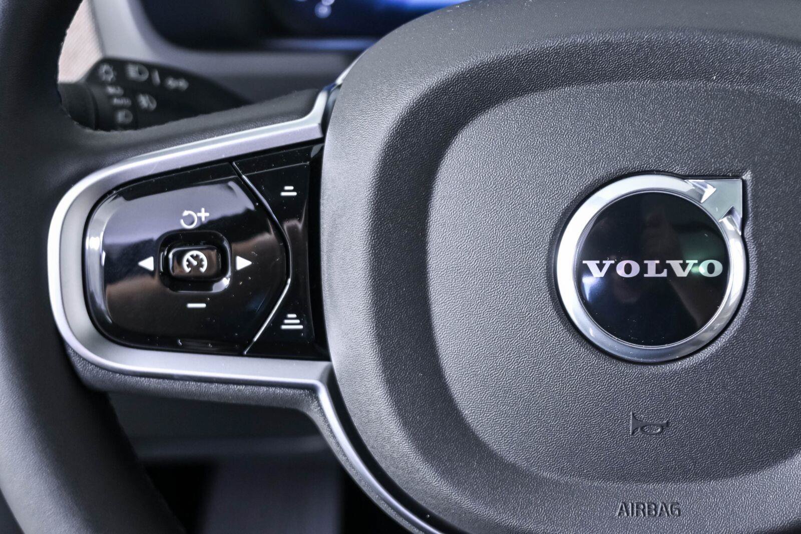 New 2026 Volvo XC90 B6 Plus w/ Protection Package Premier AWD/4WD image 10