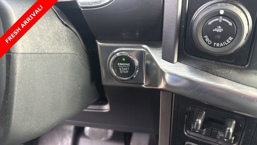 Certified 2023 Ford F150 Lariat image 38