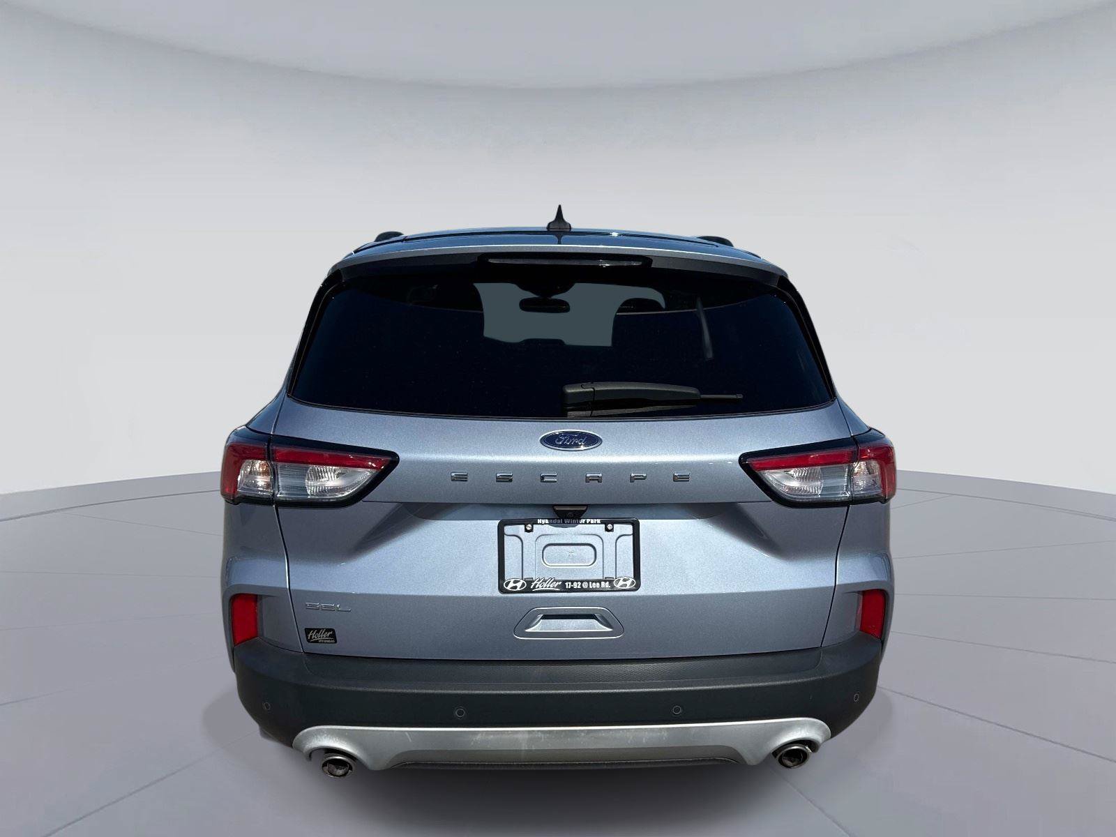 Used 2022 Ford Escape SEL FWD image 4