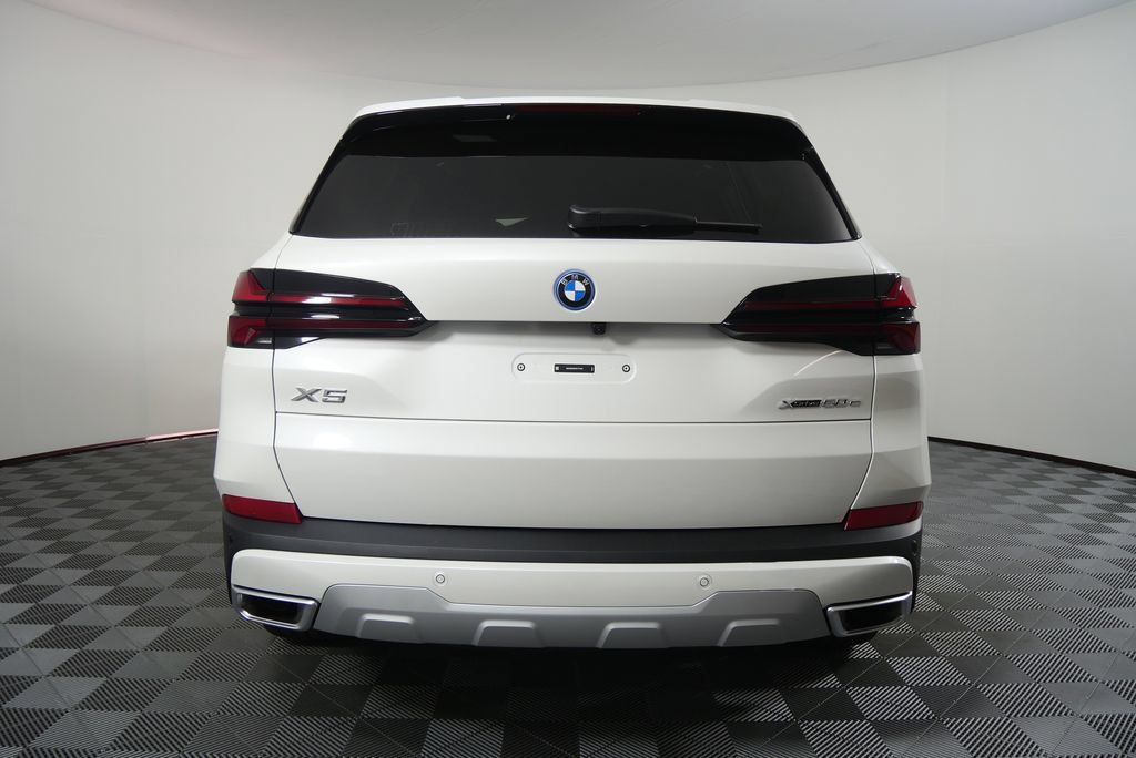 Used 2026 BMW X5 xDrive50e AWD/4WD image 5