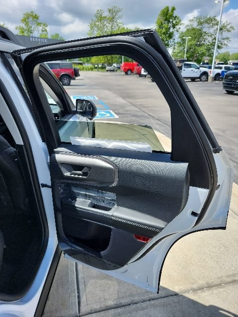 New 2026 Ford Bronco Sport Outer Banks w/ Outer Banks Tech Package+ AWD/4WD image 30