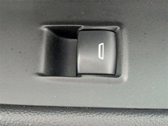 Used 2019 GMC Terrain SLE w/ Driver Convenience Package image 35