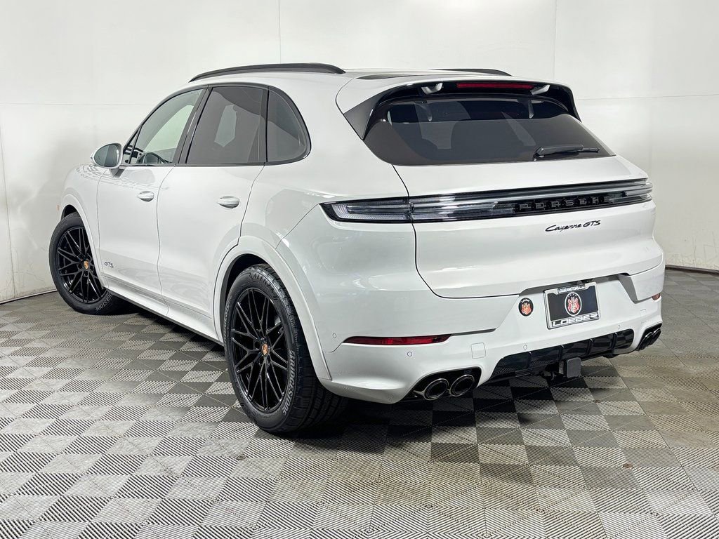 New 2026 Porsche Cayenne GTS AWD/4WD image 3