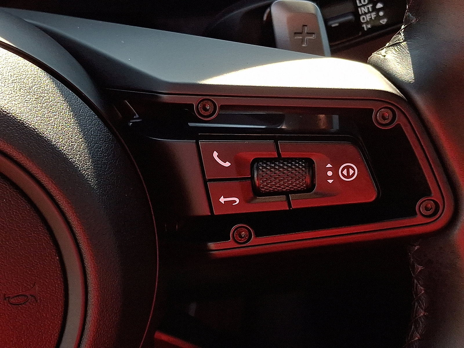 Used 2024 Porsche 911 Carrera GTS image 22