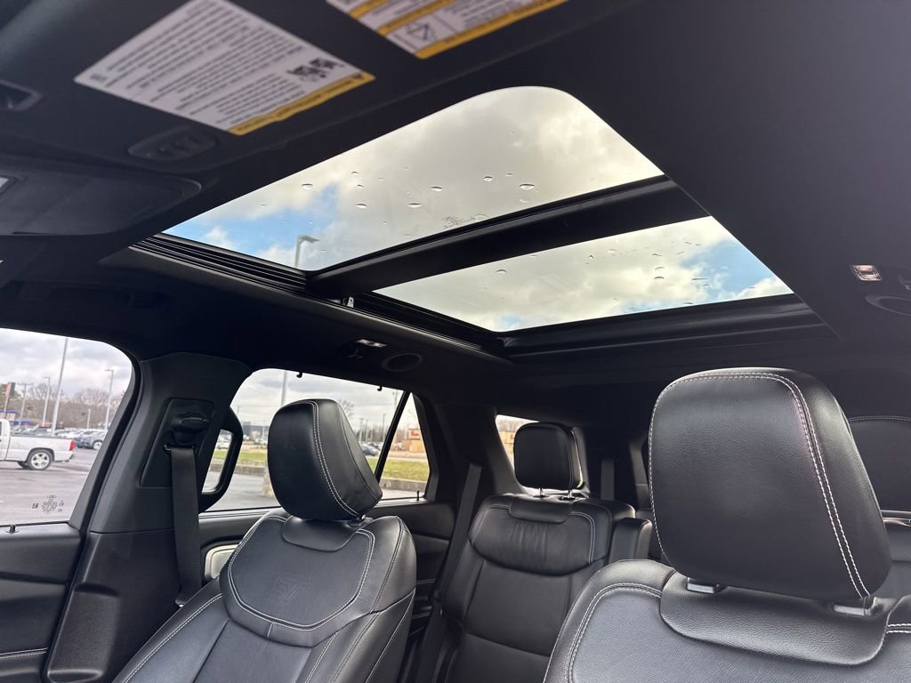 Used 2022 Ford Explorer ST w/ Equipment Group 401A image 25