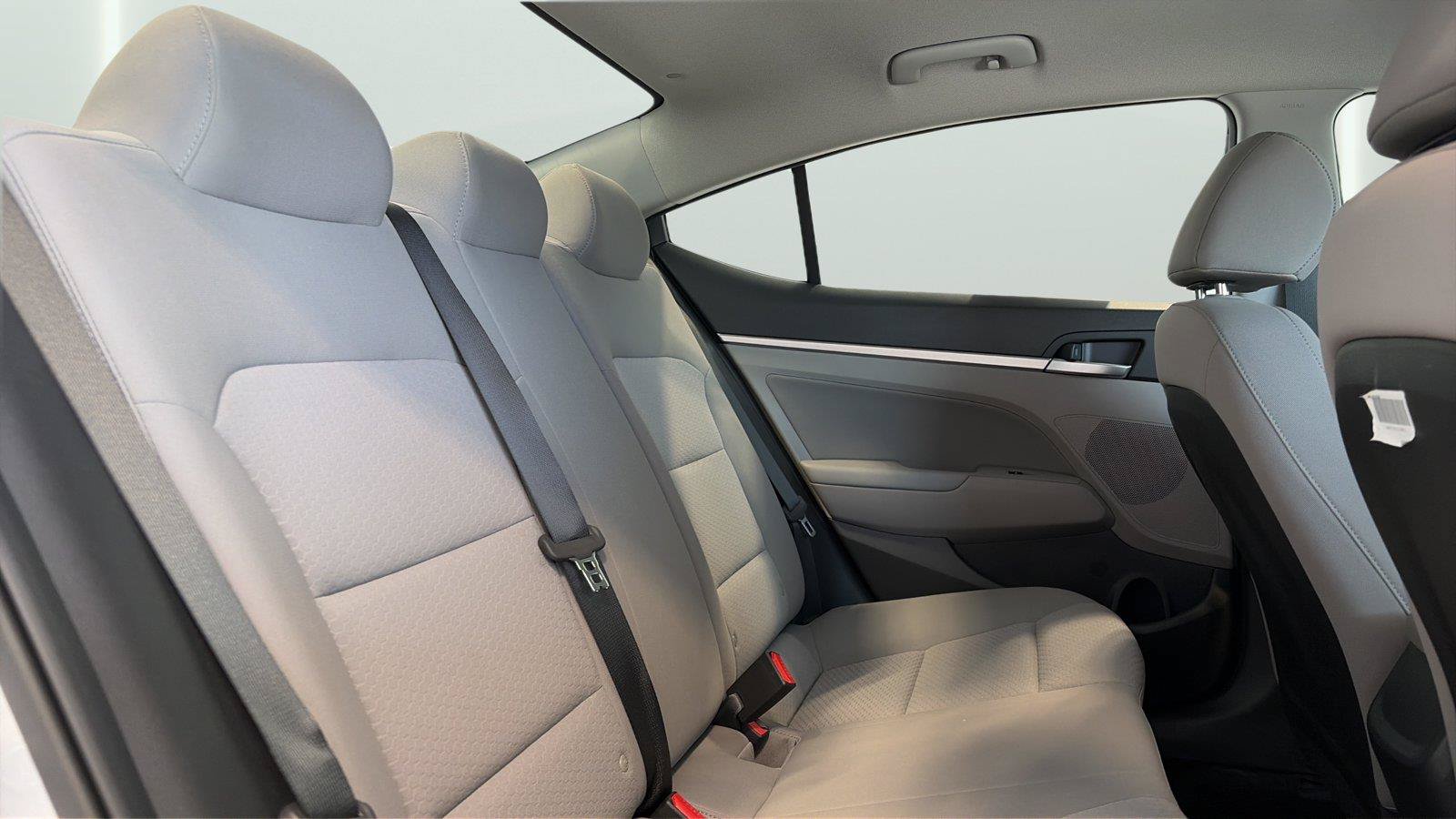 Used 2020 Hyundai Elantra SEL FWD image 15
