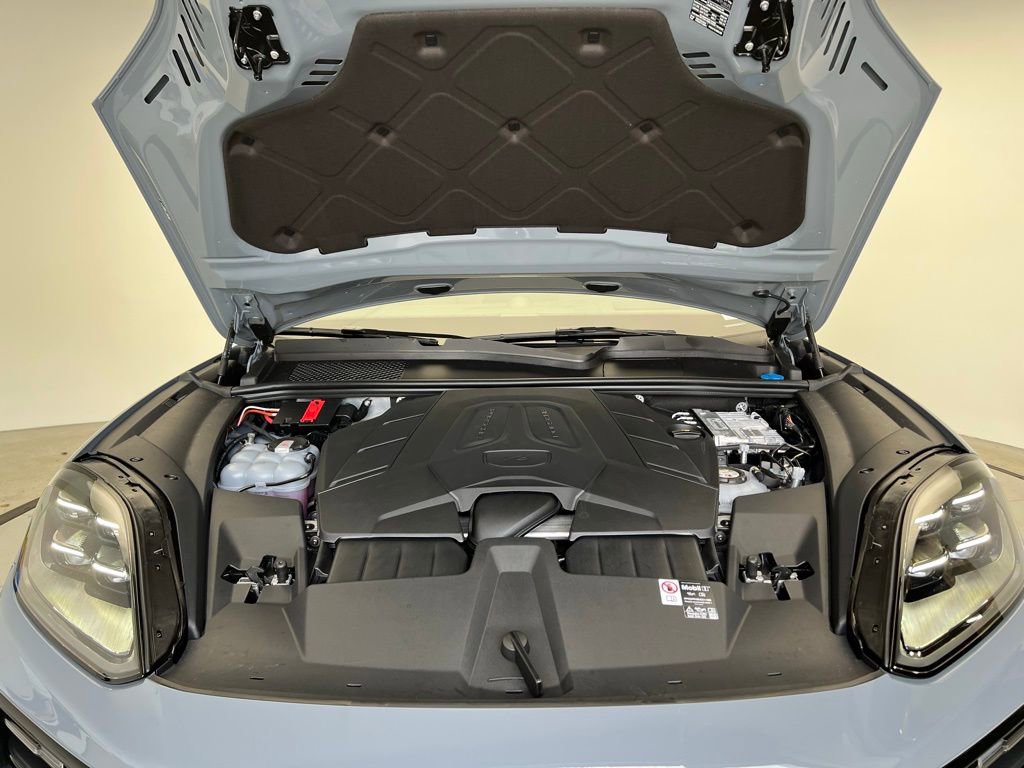 New 2026 Porsche Cayenne E-Hybrid Coupe image 26