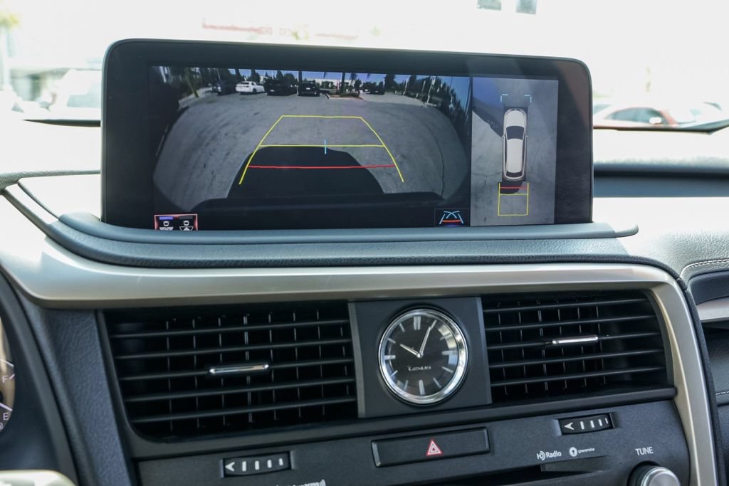 Used 2020 Lexus RX 350L FWD w/ Premium Package image 33