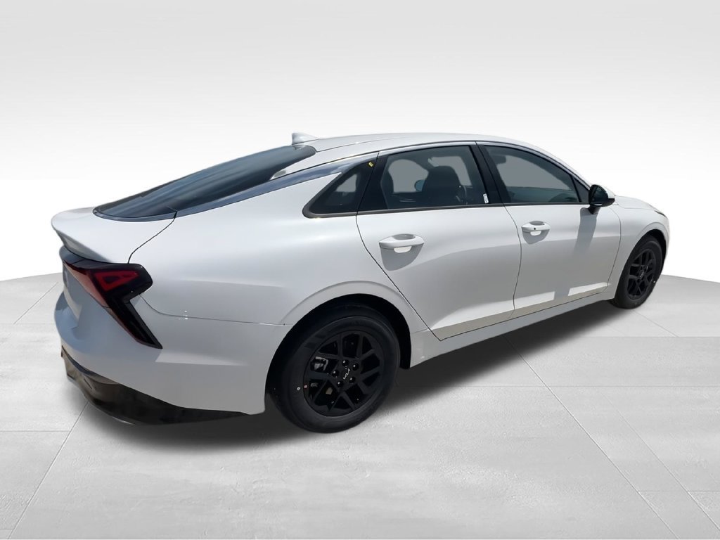 New 2026 Kia K5 LXS FWD image 8