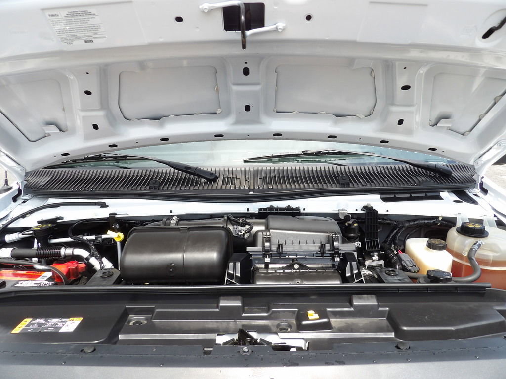 Used 2021 Ford E-350 and Econoline 350 Super Duty RWD image 27
