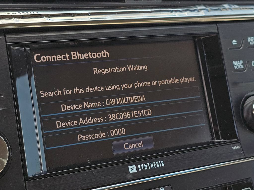 Used 2014 Toyota Avalon Limited FWD image 28