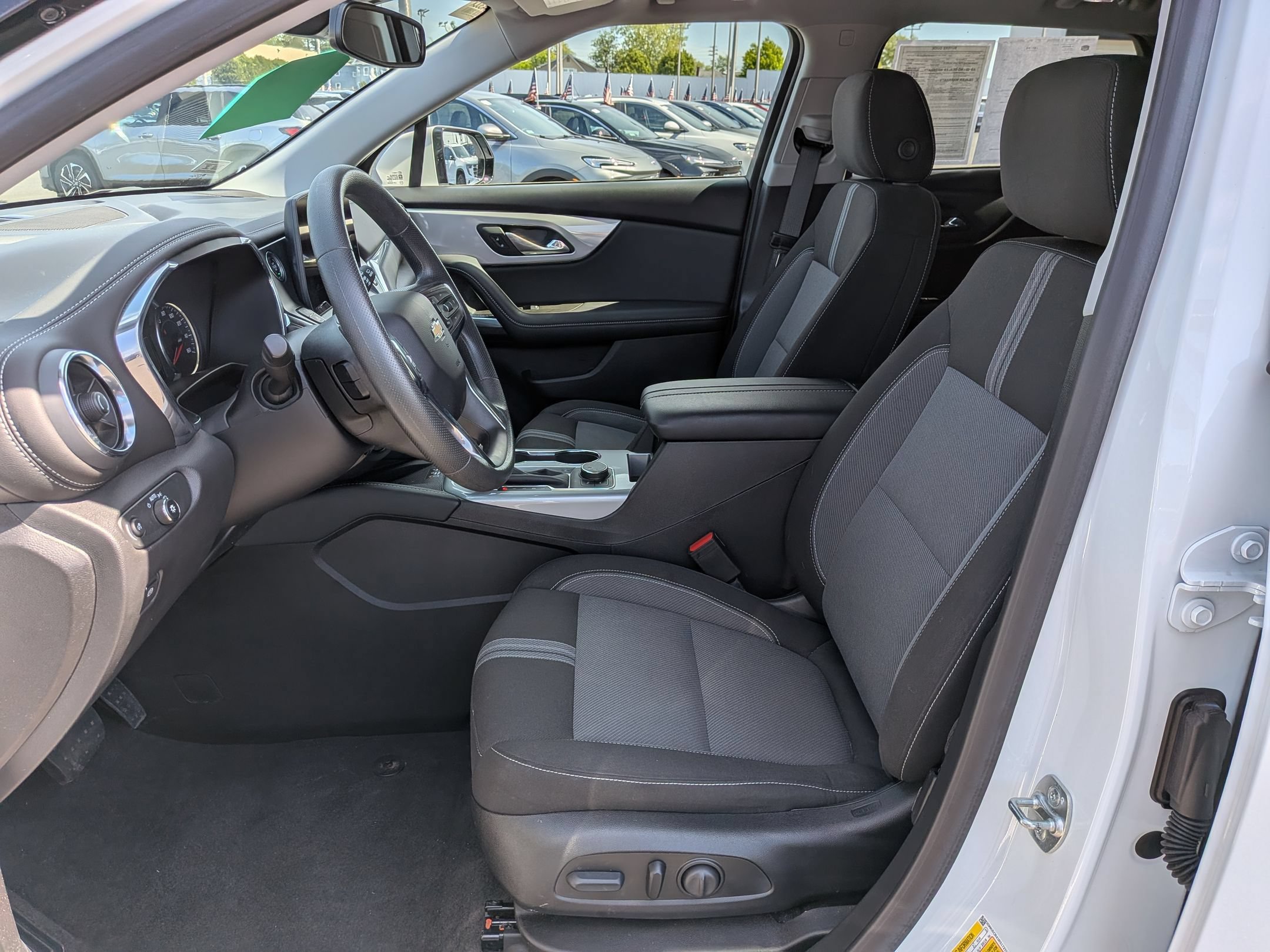 Certified 2024 Chevrolet Blazer LT w/ Convenience Package FWD image 18