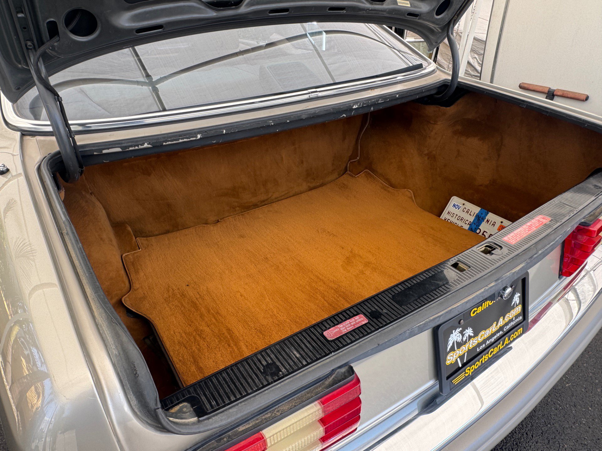Used 1988 Mercedes-Benz 560 SEC image 19