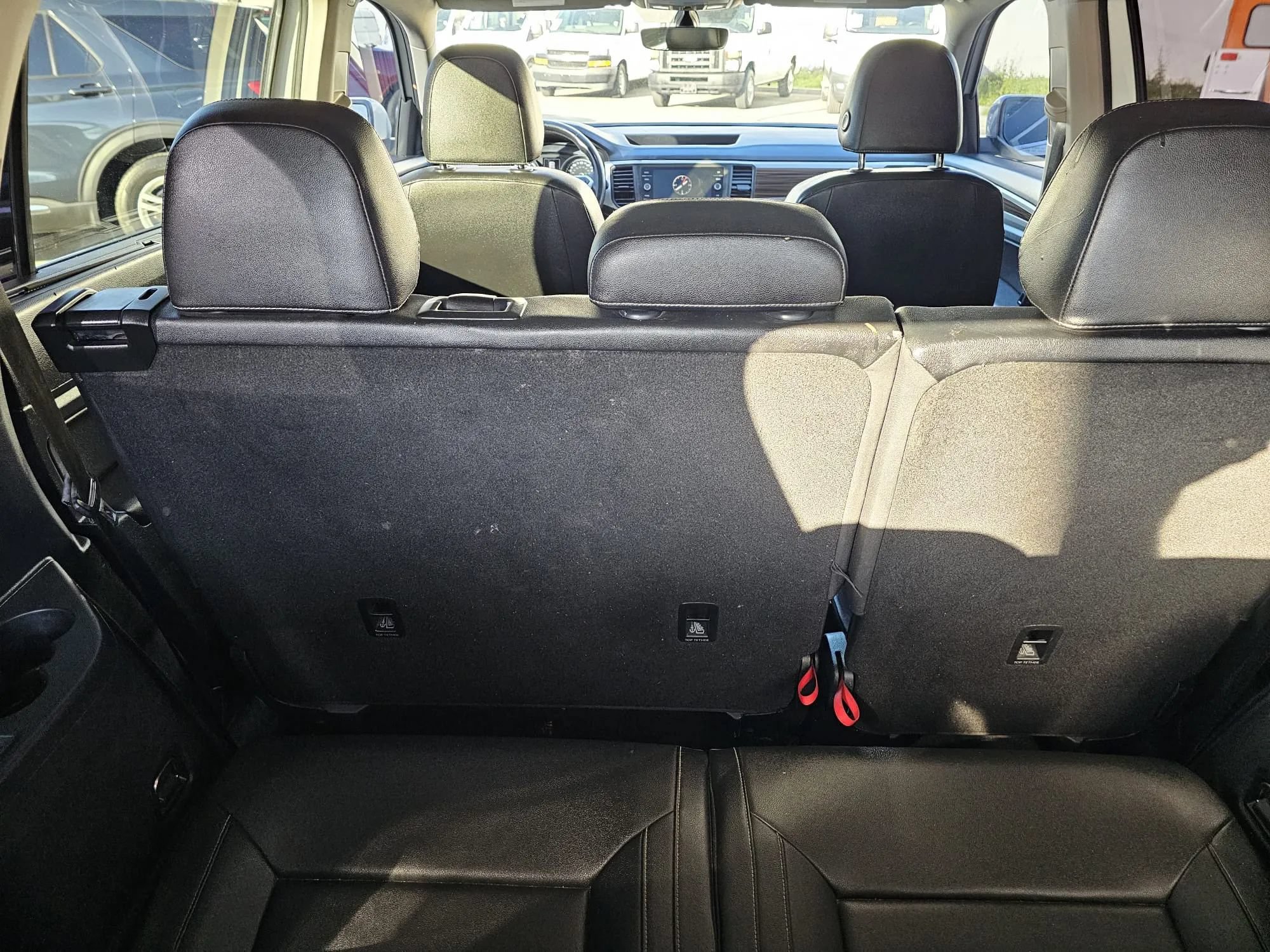 Used 2021 Volkswagen Atlas SE w/ Panoramic Sunroof Package FWD image 14