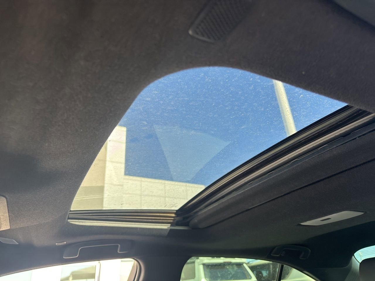 Used 2023 Toyota Corolla SE w/ SE Premium Package image 7