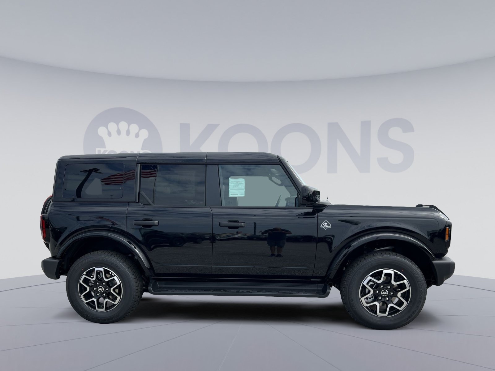 New 2026 Ford Bronco Outer Banks AWD/4WD image 8