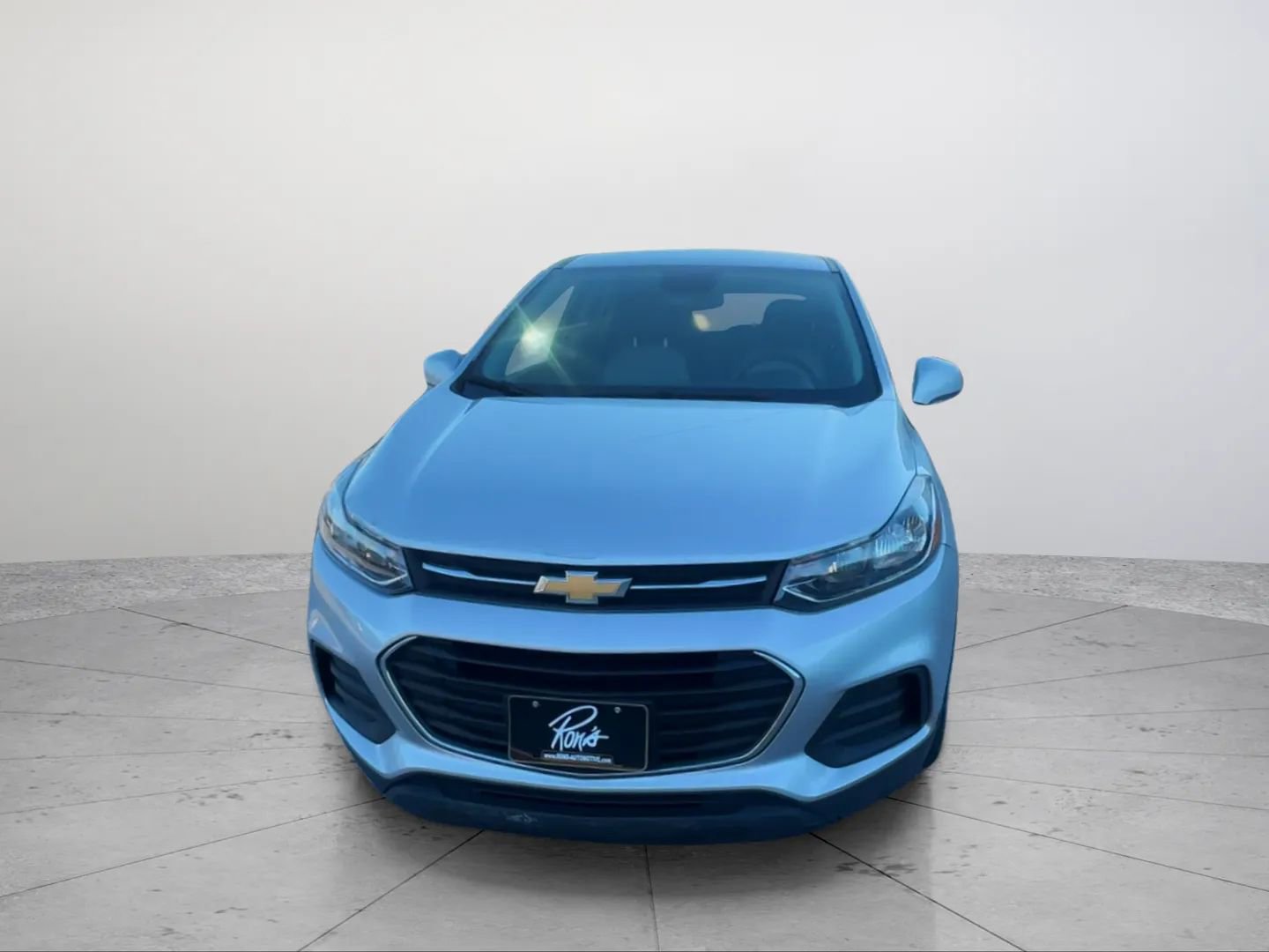 Used 2020 Chevrolet Trax LS w/ Tint and Cruise Package image 8
