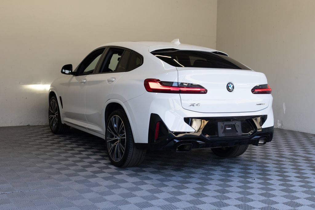 Used 2023 BMW X4 xDrive30i w/ M Sport Package AWD/4WD image 13