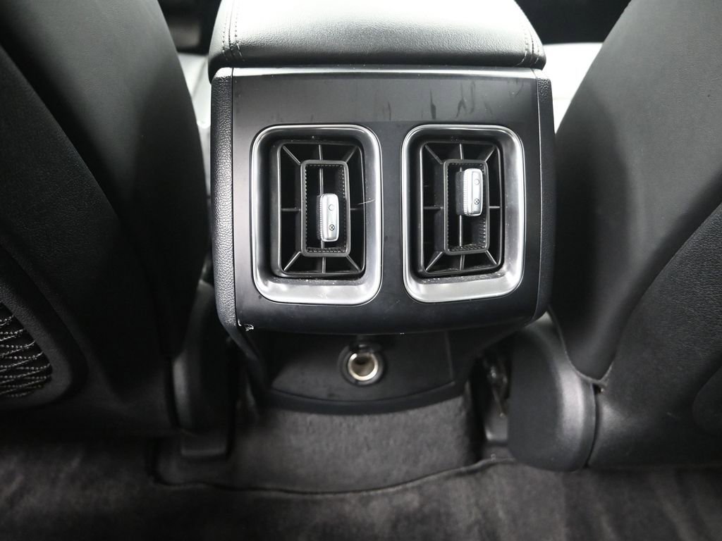 Certified 2024 Kia Sorento EX w/ Panoramic Sunroof Package image 33