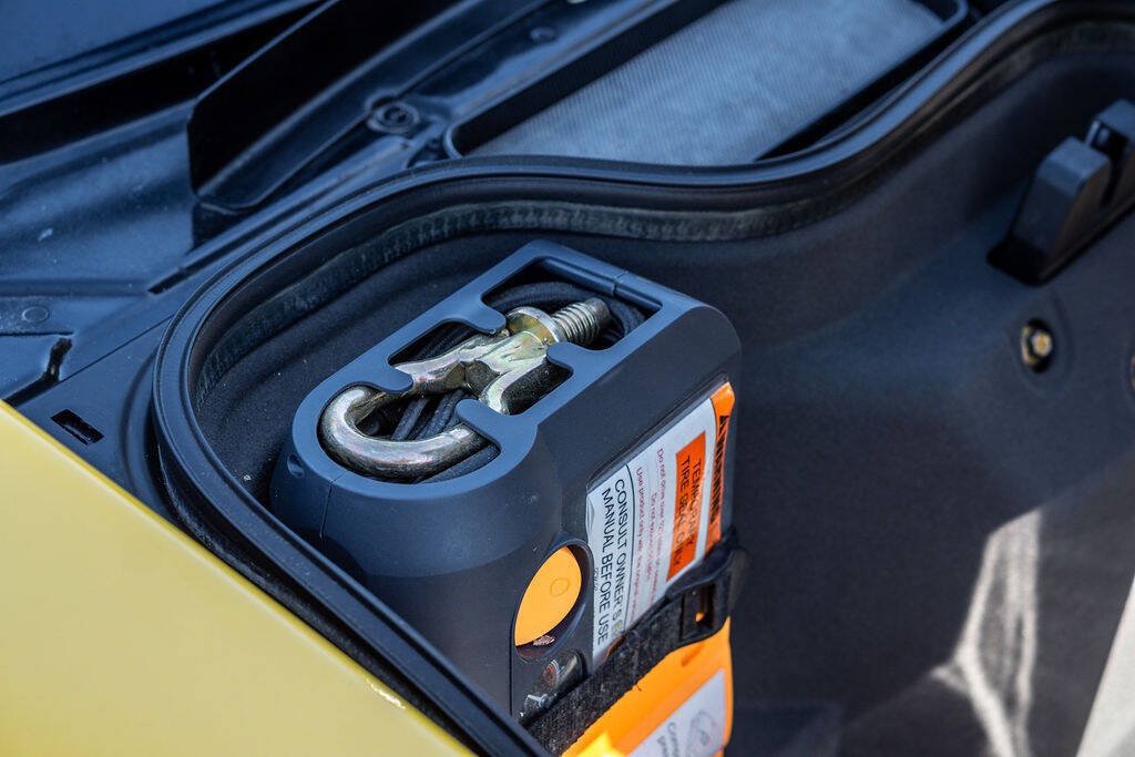 Used 2006 Ford GT RWD image 52