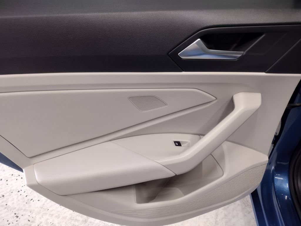 Used 2019 Volkswagen Jetta SE FWD image 21