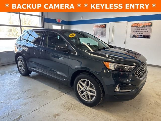 Used 2024 Ford Edge SEL w/ Convenience Package image 4